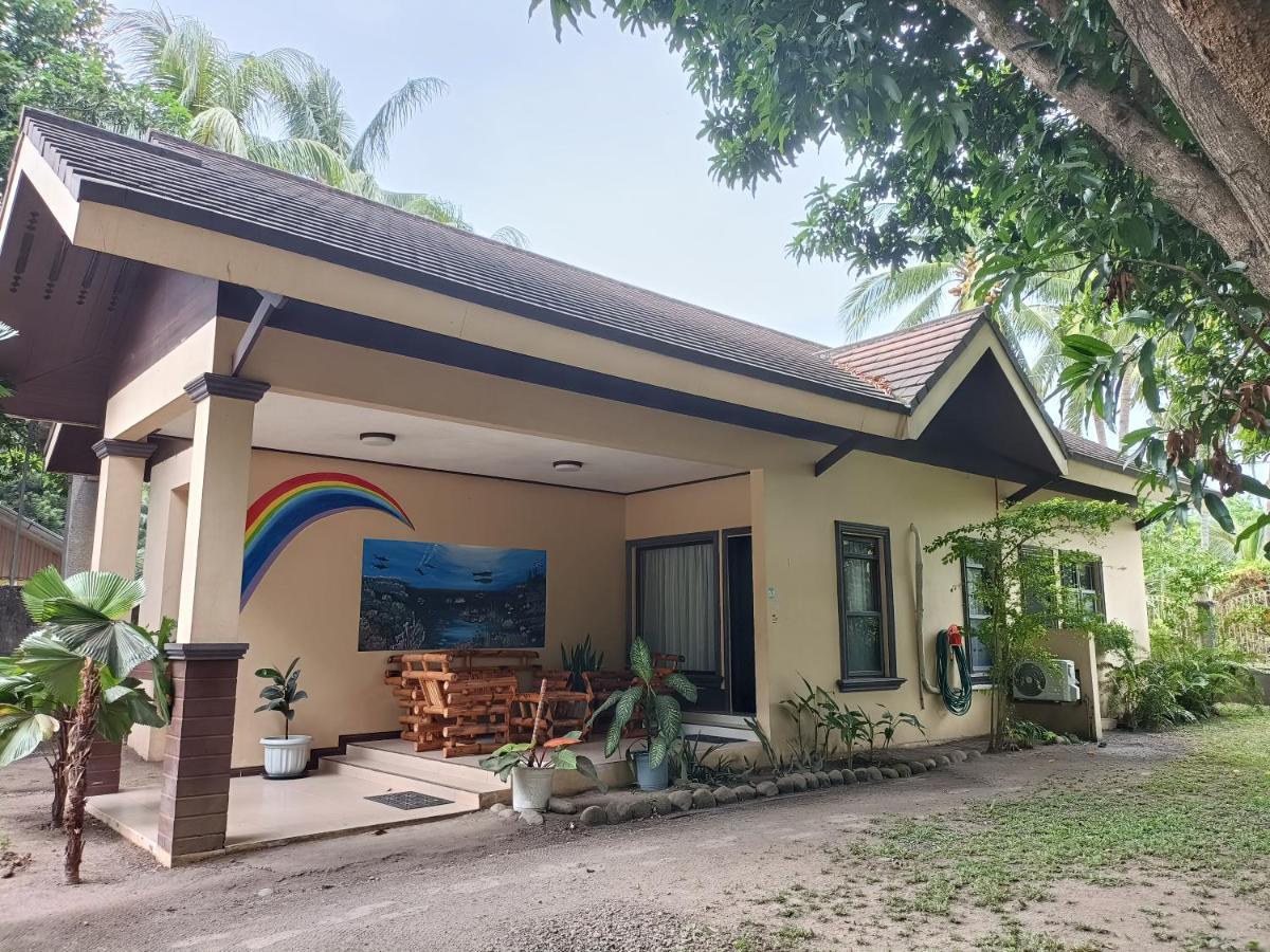 Shenanigans Glamping Resort Zamboanguita  Buitenkant foto