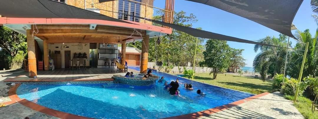 Shenanigans Glamping Resort Zamboanguita  Buitenkant foto