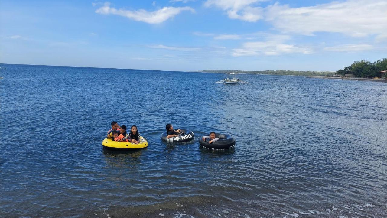 Shenanigans Glamping Resort Zamboanguita  Buitenkant foto