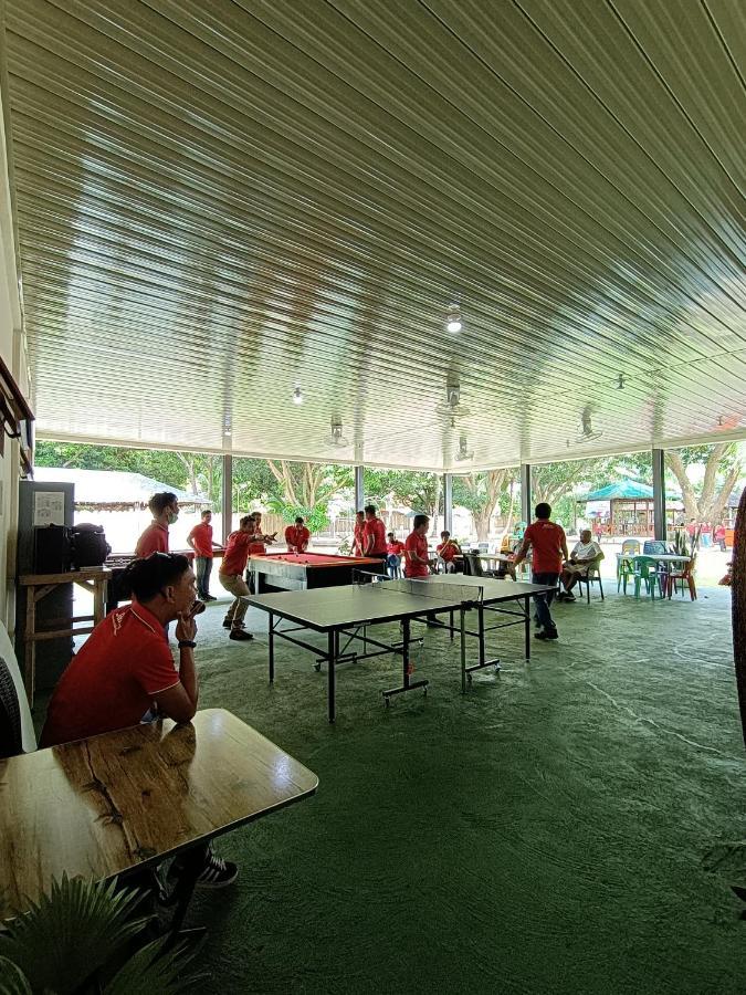 Shenanigans Glamping Resort Zamboanguita  Buitenkant foto