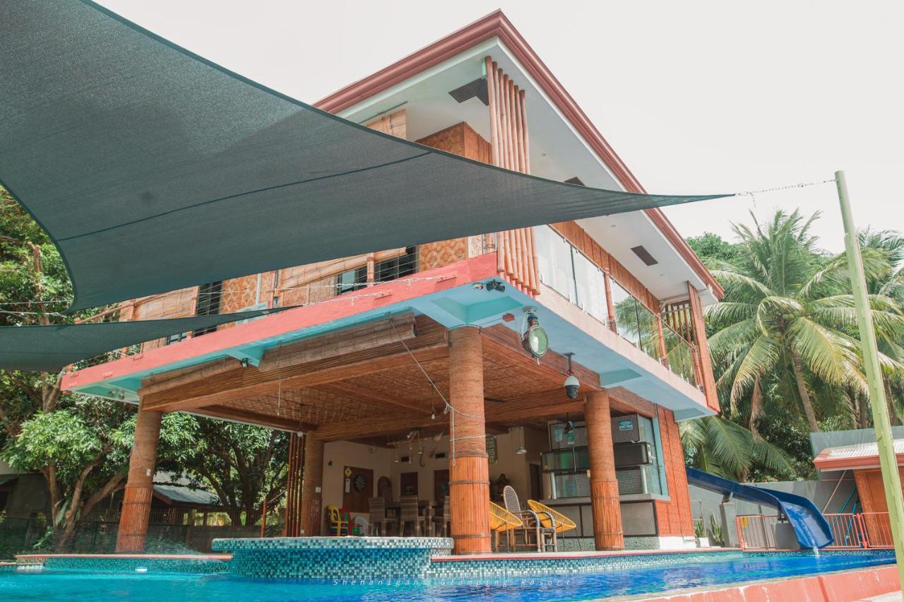 Shenanigans Glamping Resort Zamboanguita  Buitenkant foto